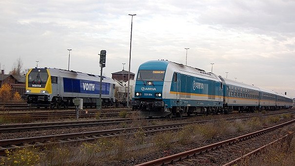 ER 223 064 und Maxima 264 008 in Weiden- Foto: Mathias Rausch
