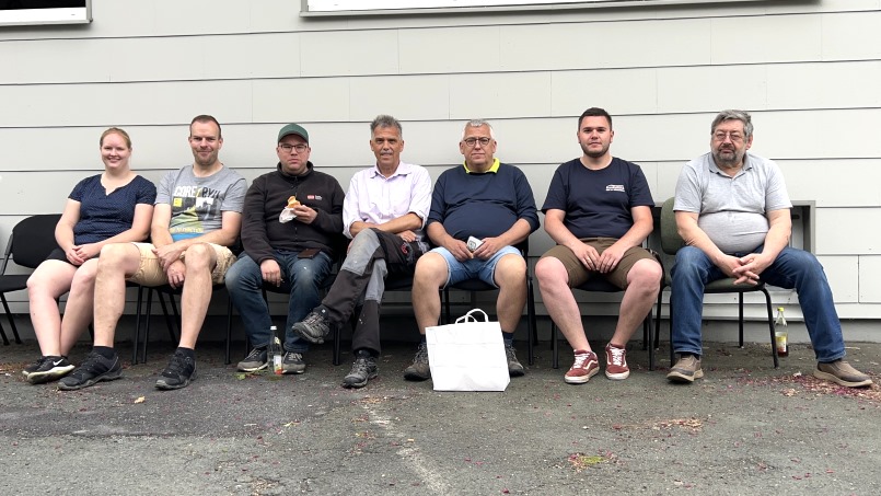 Neue Stühle braucht das ... - Foto: Jürgen Seidel, Münchberg