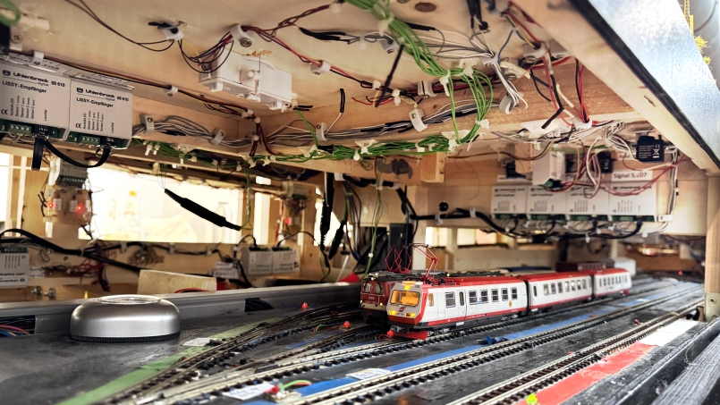 7. Dezember 2025 und 11. Januar 2026 - Münchberger Modellbahnsonntage - MZB: Blick nach unten - Foto: Volker Seidel, Münchberg