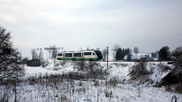 VT 03 A/B der Vogtlandbahn mit RB 34434 Höhe Ökostation - Foto: Volker Seidel, Münchberg