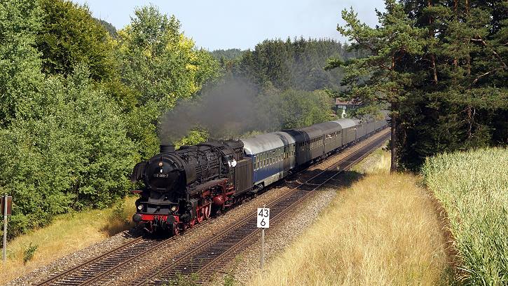 Eisenbahn-Romantik Rundfahrt: 01 1066 bei Neukirchen - Foto: Taimo Frömel, Münchberg