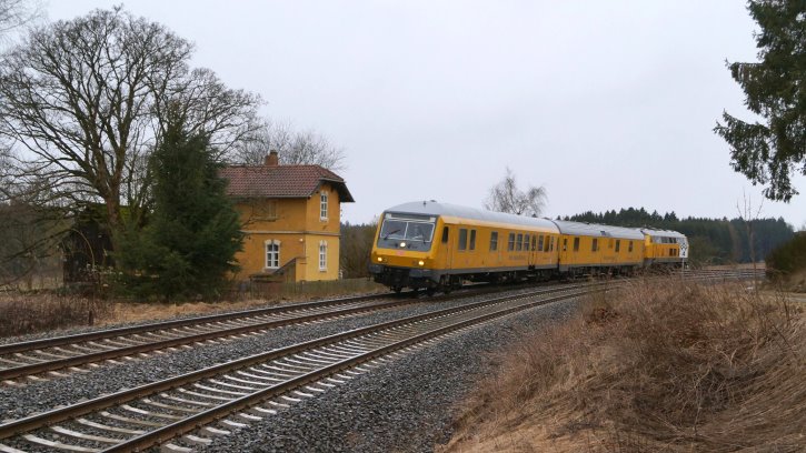 Schienenprüfzug mit 218 477-8 - bei Poppenreuth - Foto: Taimo Frömel, Münchberg