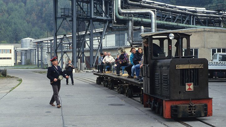 MEC 01-Exkursion in die Hölle ... - Feldbahnfahrt am 2. Oktober 1993 - Foto: Roland Fraas, Neuenmarkt