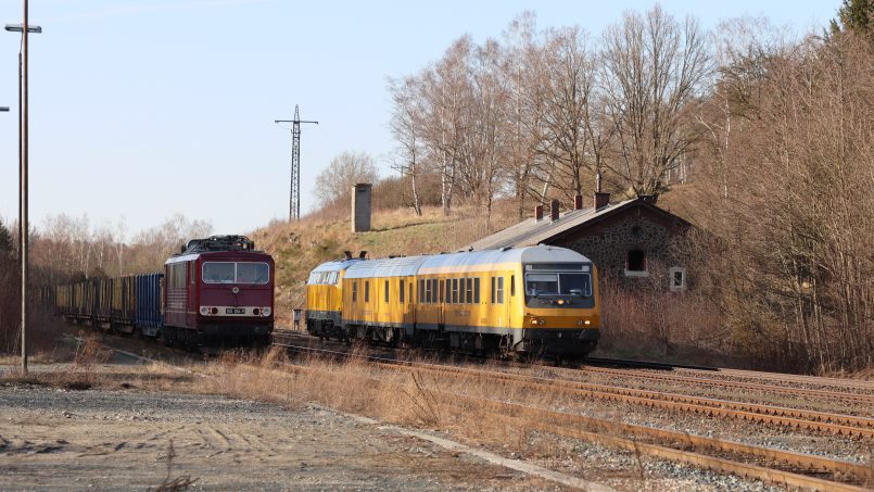 Messzug mit 218 471-1 - in Oberkotzau - Foto: Christoph Heide, Hof