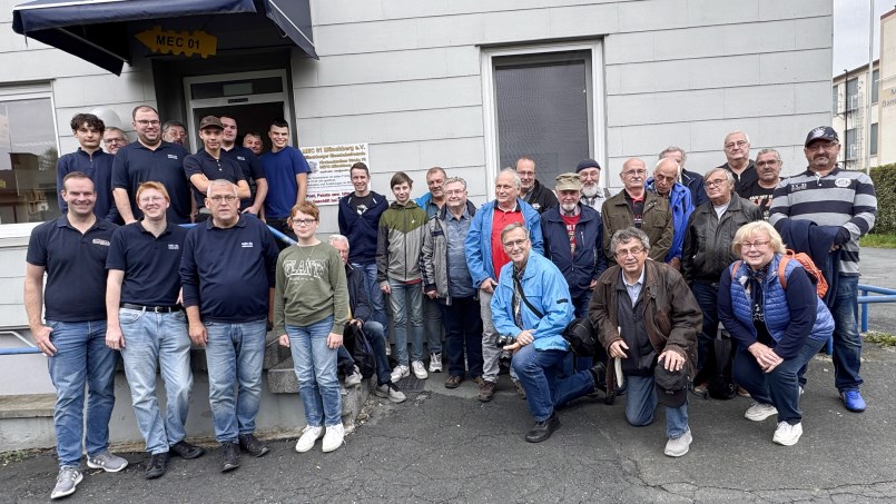 Gäste im Clubheim: Der Modellbahnclub Glauchau - Gruppenfoto - Foto: Ingrid Hilgner, Münchberg